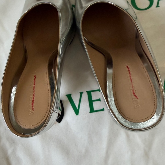 Bottega Veneta Rocket metallic leather mules size 38/US 8 - Picture 9 of 9